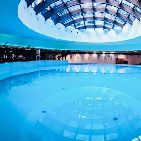 Hanza Tower 511 Basen, Sauna, Jacuzzi Διαμέρισμα